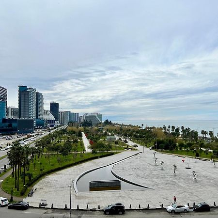 Orbi Beach Tower Batumi Exterior foto